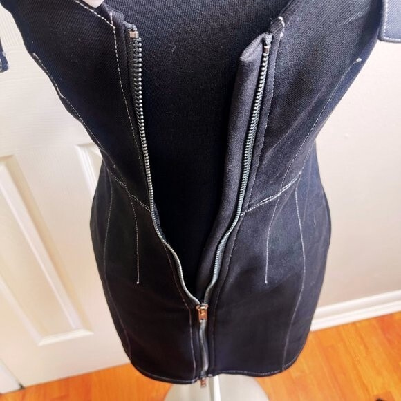 Honey Punch Black Zip-Front Bodycon Dress - Picture 16 of 16